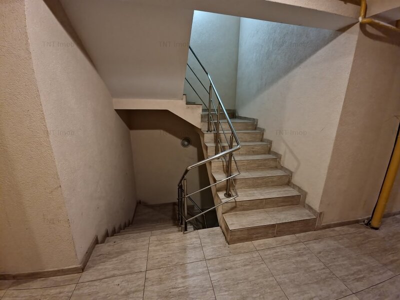 Militari Gorjului, Dezrobirii, Orsova